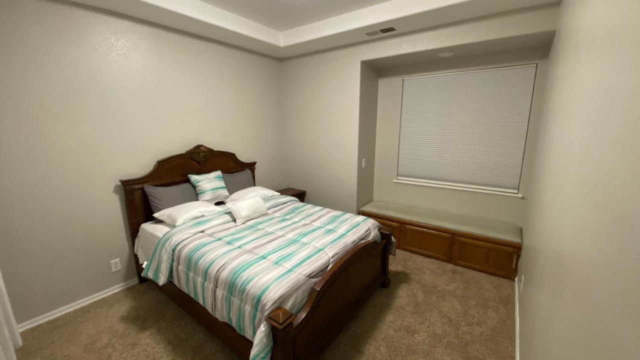 Beautiful Peaceful Desirable Home In Madera Rancho Exteriör bild